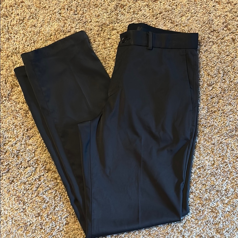 NIKE Mens Golf Pants-perfect condition!